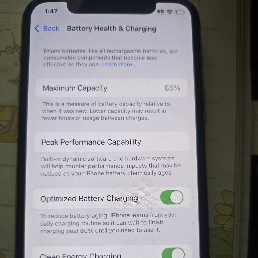 Apple iPhone 11 Pro 256GB Unlocked - Silver - Used Excellent. Comes w/cases - Picture 8 of 8